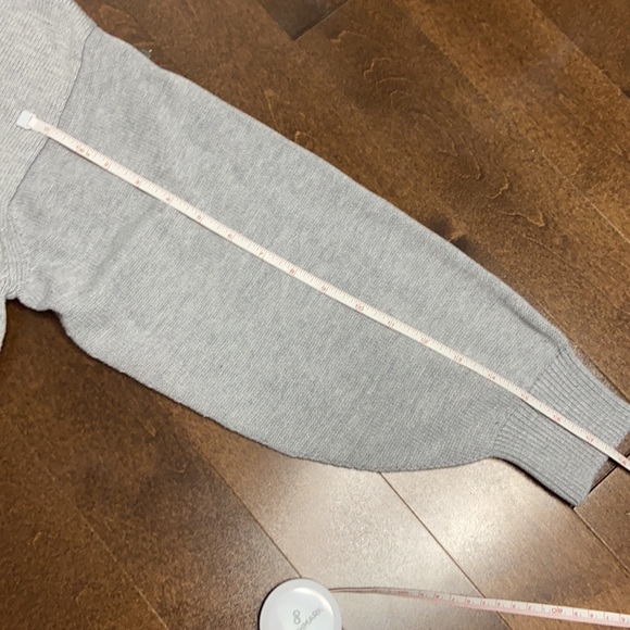 H&M Grey Crew Neck Knit Sweater - Picture 11 of 13